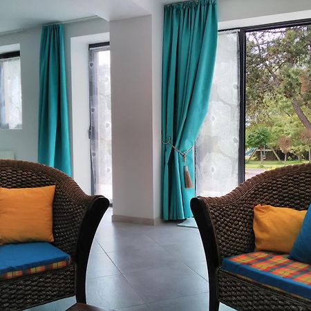 La Maison Periot Trevieres Bilik gambar